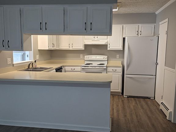 5th image of 723 Peachtree Pl #1