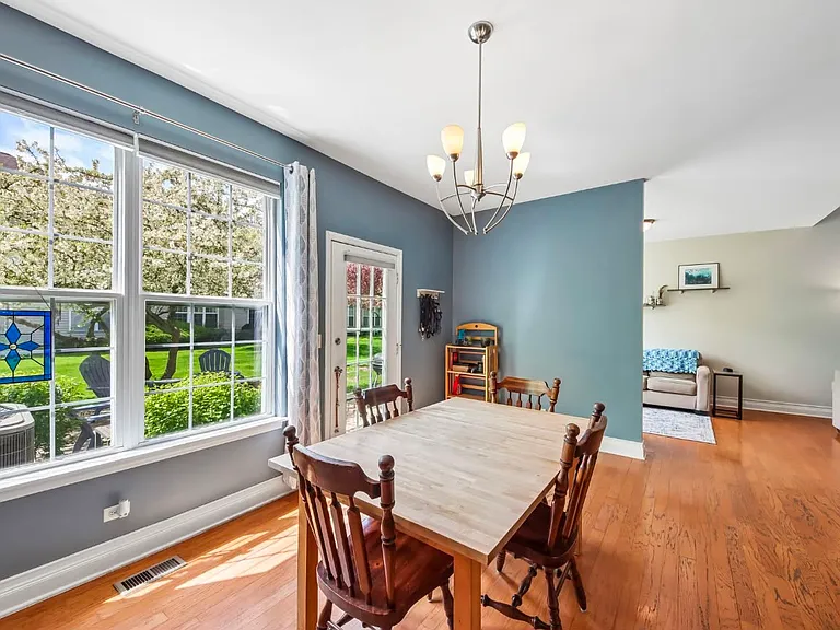 612 Shakespeare Dr — Photo 5