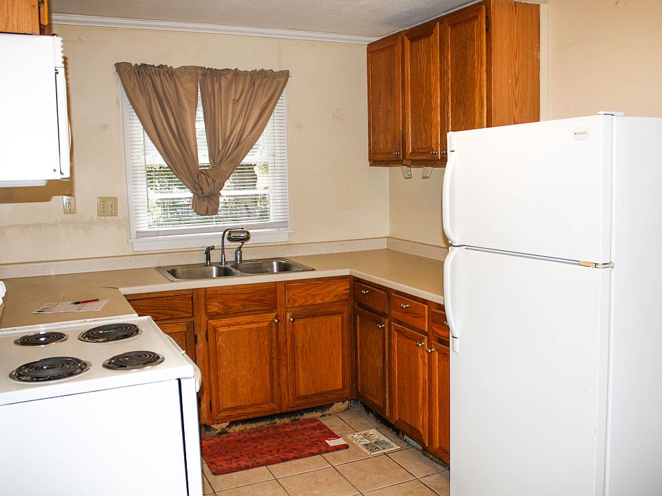 1st image of 115 Rainbow Dr