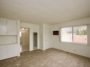319 Violet Ave APT G, Monrovia, CA 91016