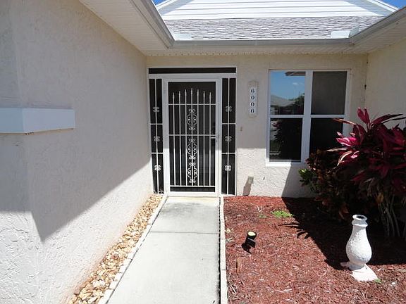 5th image of 6006 Petticoat Pl