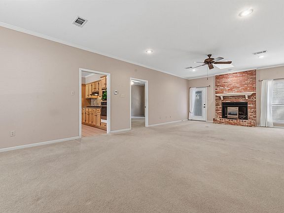 3rd image of 1205 Kierre Dr