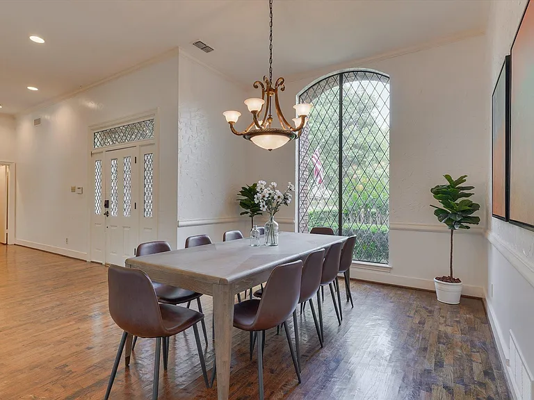 6507 Clubhouse Cir — Photo 10