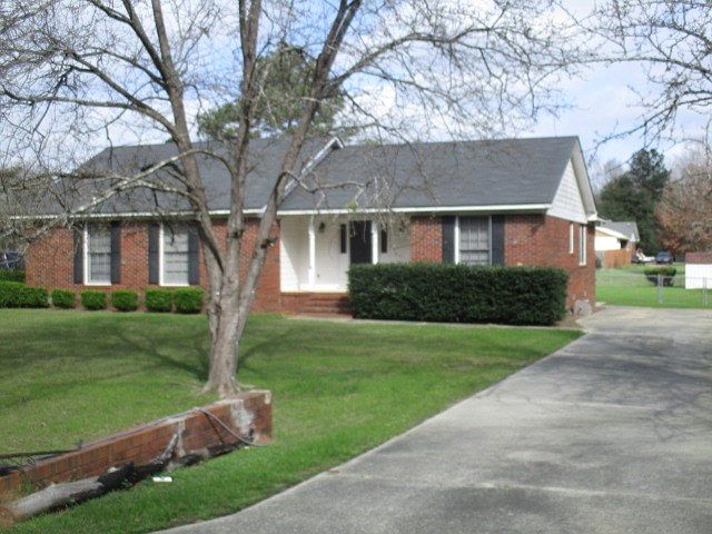 2nd image of 111 Northwood Dr