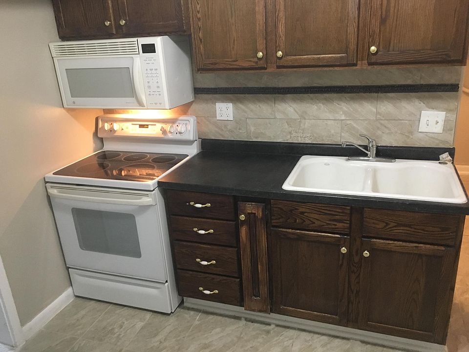 1st image of 3873 Charles St #3873