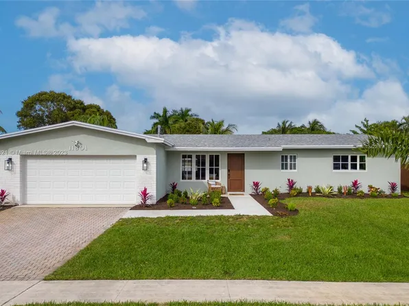 11801 NW 14th St, Pembroke Pines, FL 33026