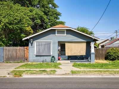 136 N Acacia Ave, Ripon, CA, 95366