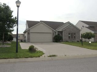 10704 Knollton Run, Fort Wayne, IN 46818