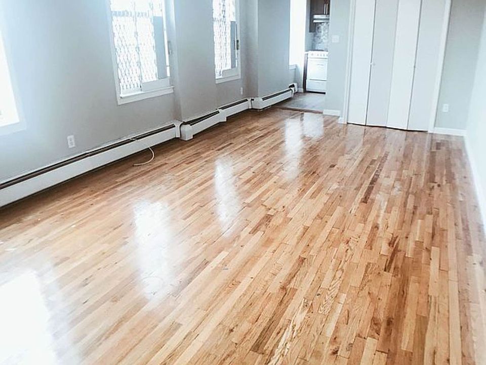 2nd image of 211 W 146th St APT 6D