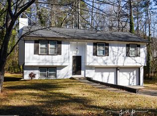 4201 Cedar Ridge Trl, Stone Mountain, GA 30083