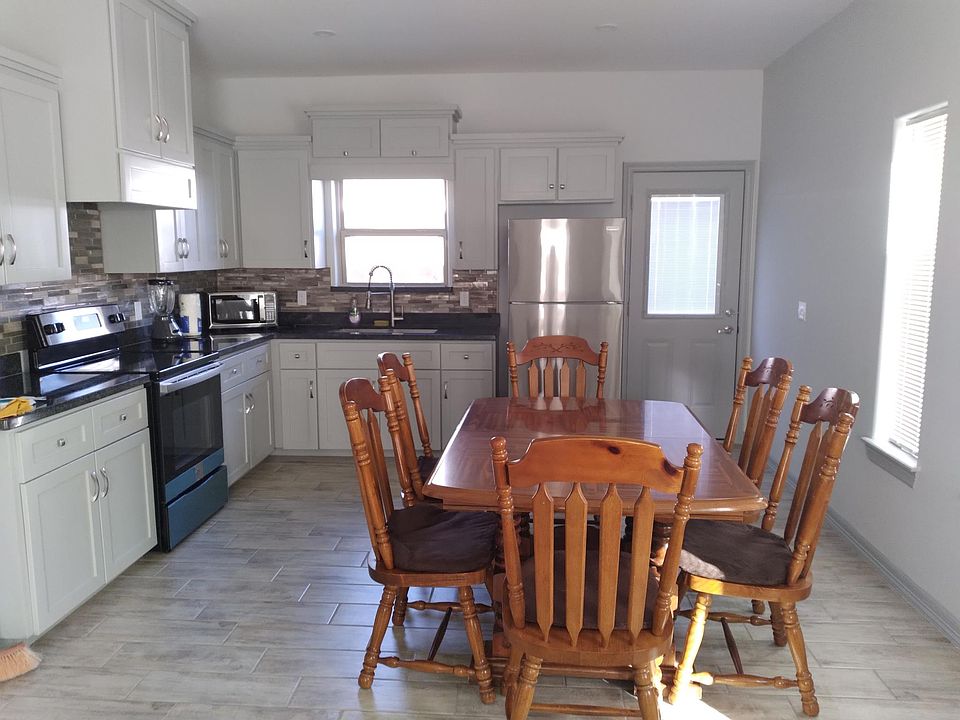 1st image of 5804 Nightingale Ave #2