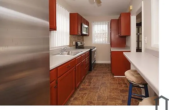 3 bed, 1408 sqft, $2,600 — Photo 4