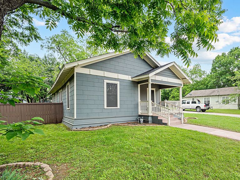 Listing photo 4