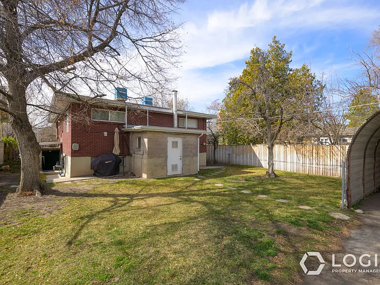 1517-1523 S Lincoln St #1519 — Photo 4