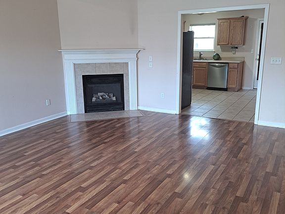 2nd image of 1948 Ellison Dr