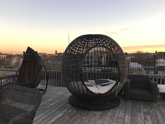 Rented by Manhattan Management LLC | media 64