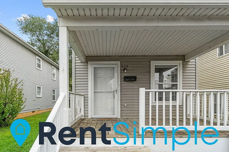 2 bed, 1.0 bath, 1120 sqft, $1,195 — Photo 2
