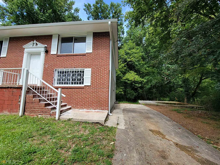 6628 Stark Ct — Photo 17