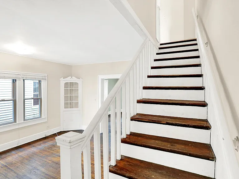628 N Riley Ave — Photo 20