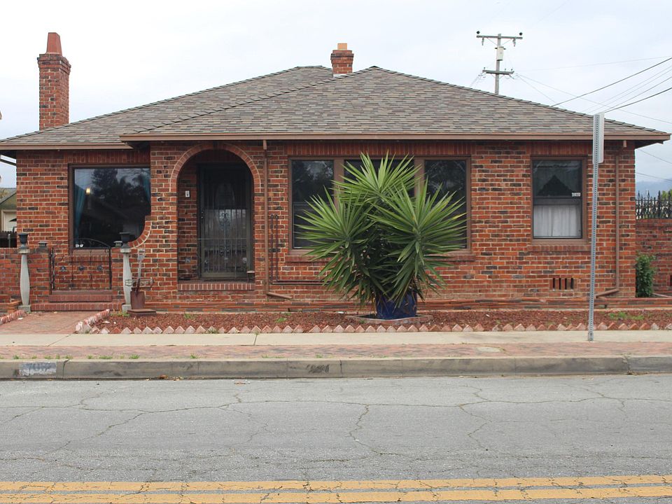 1st image of 703 Palm Ave