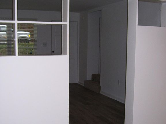 2nd image of 31 Faris Cir