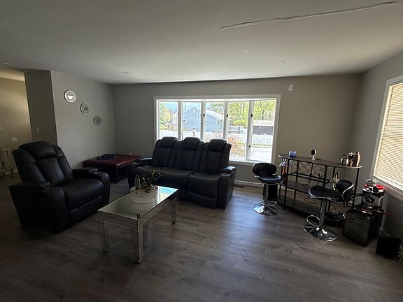 3rd image of 6 Wilcox Ave