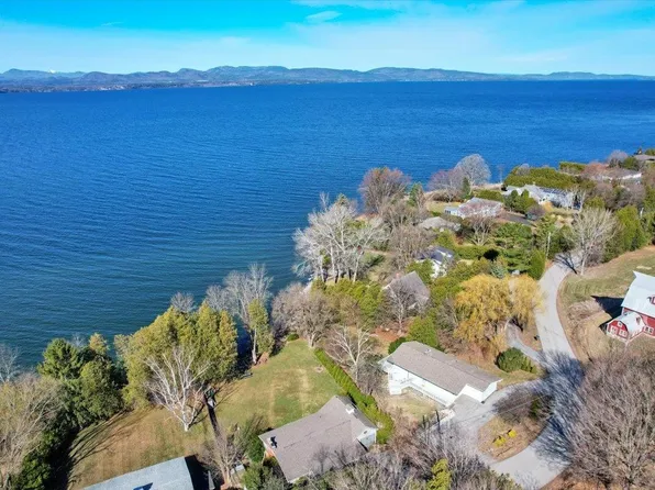 75 Hills Point Road, Charlotte, VT 05445