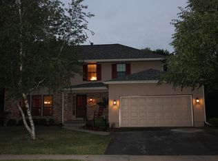 369 Willshire Ct NE, Cedar Rapids, IA 52402