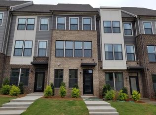 620 Uwharrie River Rd, Charlotte, NC 28211