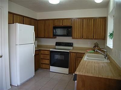 2nd image of 58 Pheasant Hill Dr NE #58