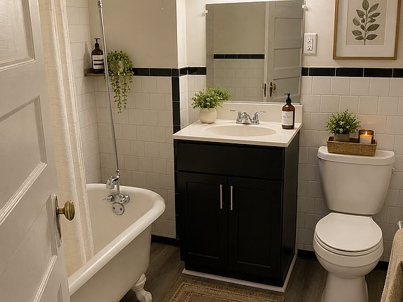 3rd image of 100 E Preston St #35