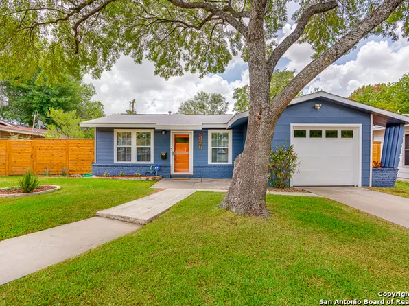526 Marchmont Ln, San Antonio, TX 78213