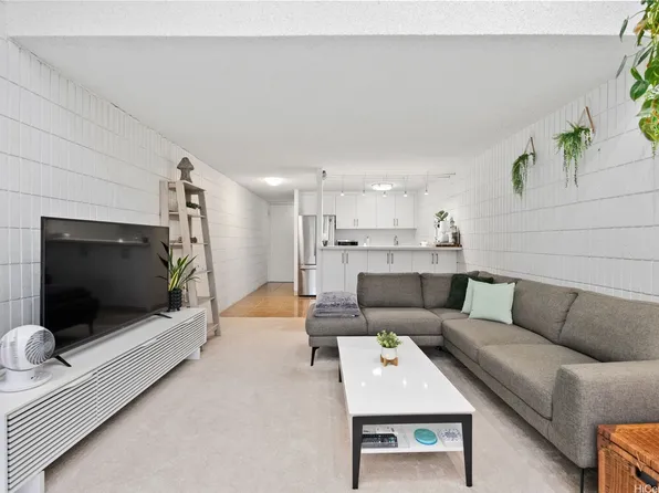 855 Makahiki Way APT 508, Honolulu, HI 96826