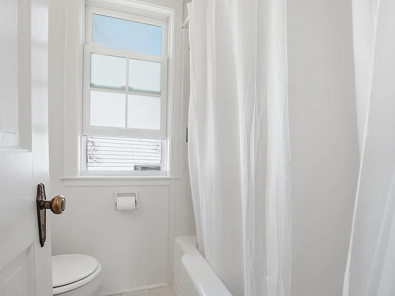 1102 Arborview Blvd — Photo 36