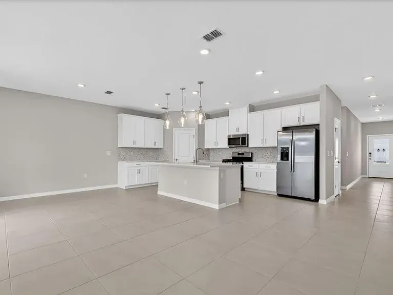 394 Cherry Elm Dr — Photo 8