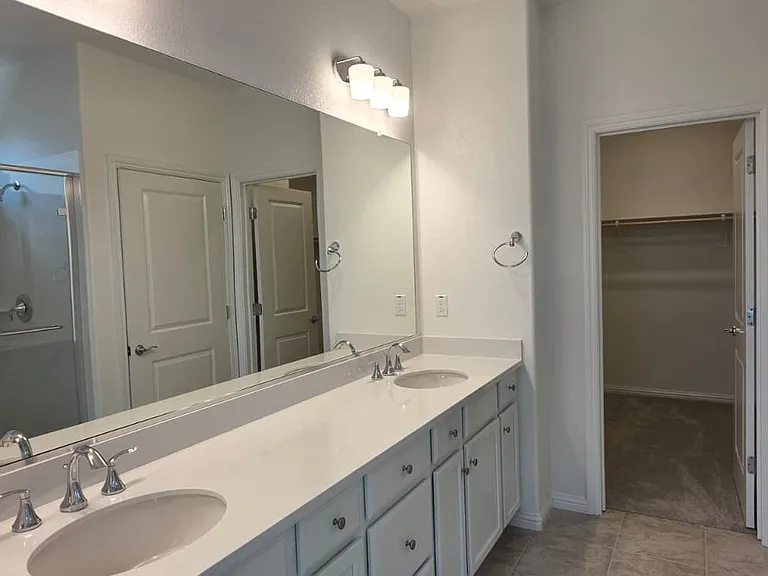 1572 Halo Pl — Photo 9