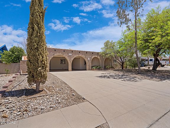3rd image of 750 N Janal Cir