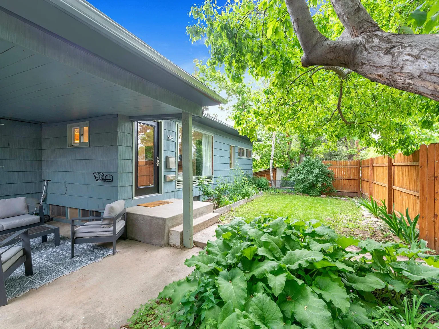 615 Dewey Ave — Photo 4