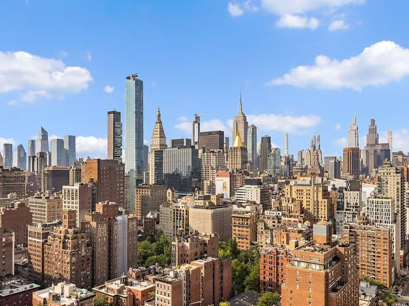 201 E 17th St APT 30F, New York, NY 10003