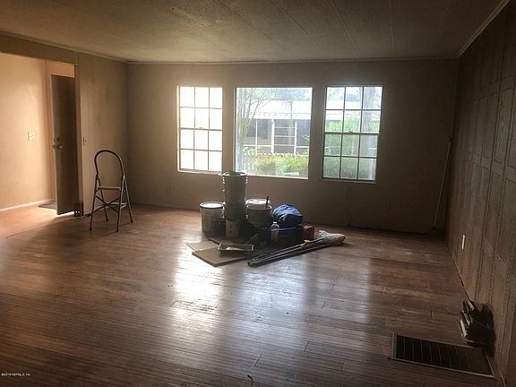 3rd image of 7609 Sunwood Dr