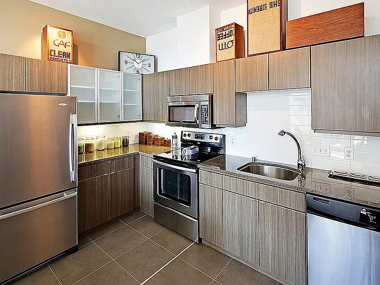 Lawrence Lofts — Photo 6