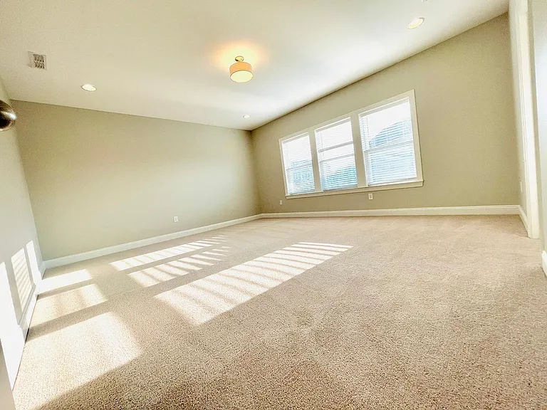1930 Manor Stone Dr — Photo 12