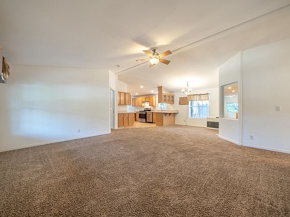 5th image of 22151 Ravine Ct