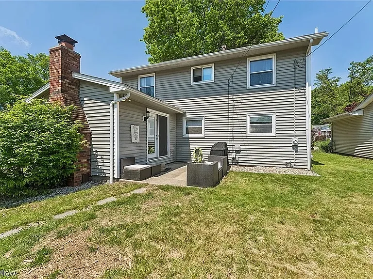 2369 Frederick Dr — Photo 34