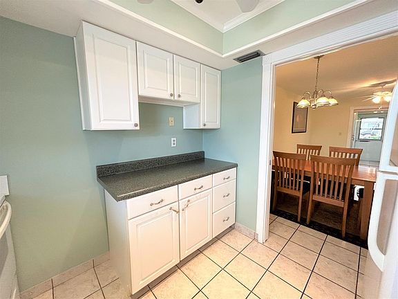 3rd image of 2631 Barkley Drive W #D