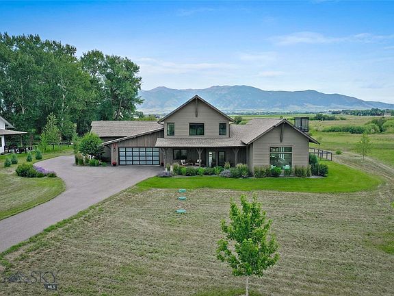 2nd image of 440 Riparian Way