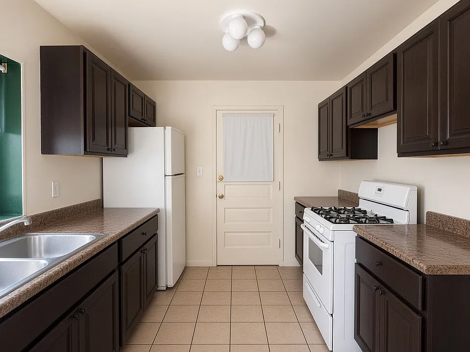 2838 W Rosemont Ave #3N