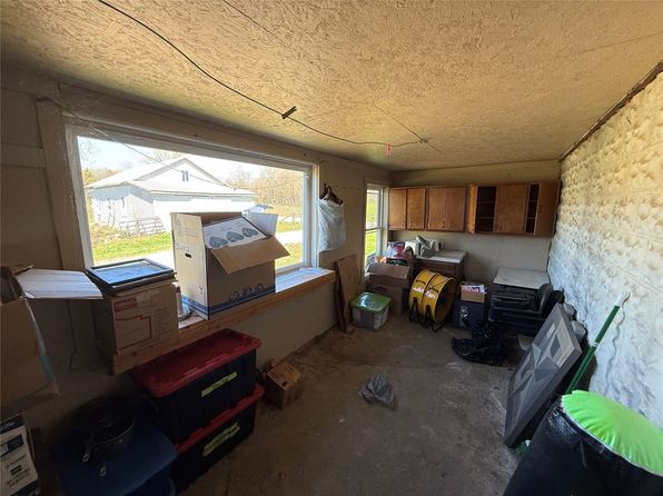 6961 W Center Rd, Linesville, PA 16424