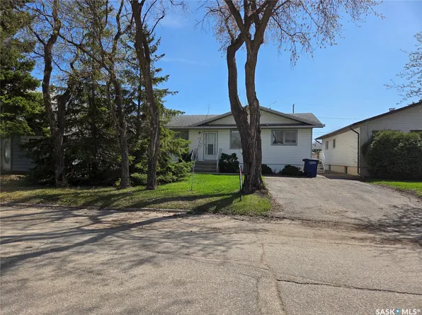 718 98th Avenue, Tisdale, SK S0E 1T0
