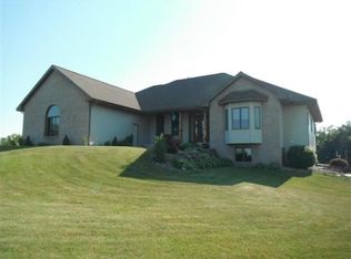 1825 Bringold Dr, Verona, WI 53593